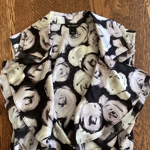 St. John Silk Sleeveless Deep V-neck Surplice Ruffled Collar Blouse Top Sz S - Picture 10 of 11